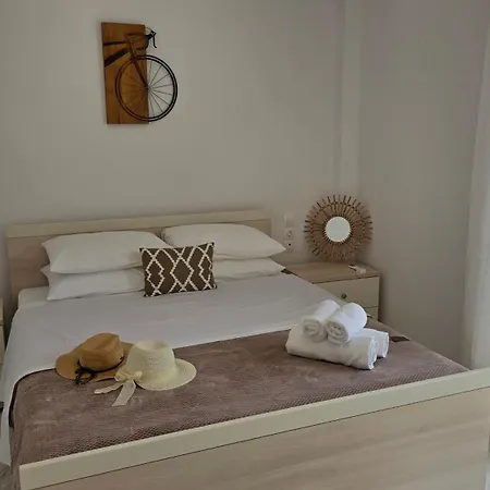 Apartment Beta-comfortable 100m From The By Optimum Link *