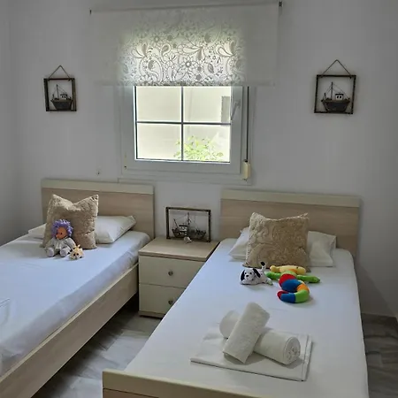 Beta-comfortable 100m From The By Optimum Link Paralía