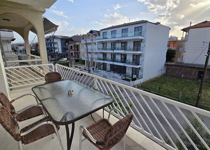 Beta-comfortable 100m From The By Optimum Link Apartamento Paralía