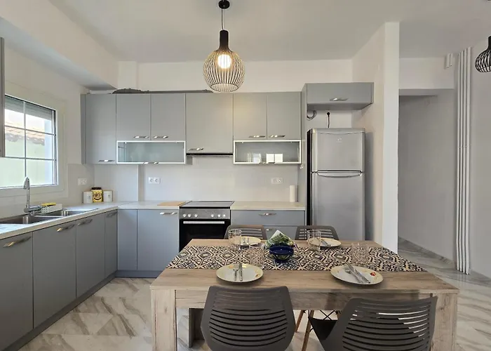 Beta-comfortable 100m From The By Optimum Link